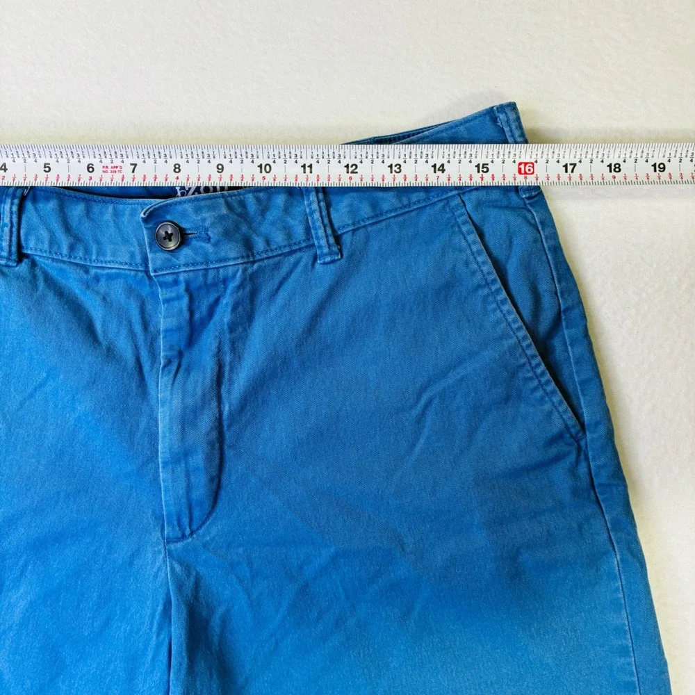 IZOD Saltwater Stretch Mens Chino Shorts Blue Size 32/9.5 Inseam Flat Front